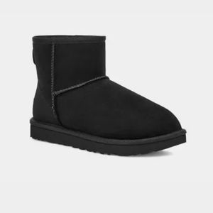 UGG Classic Mini Boot